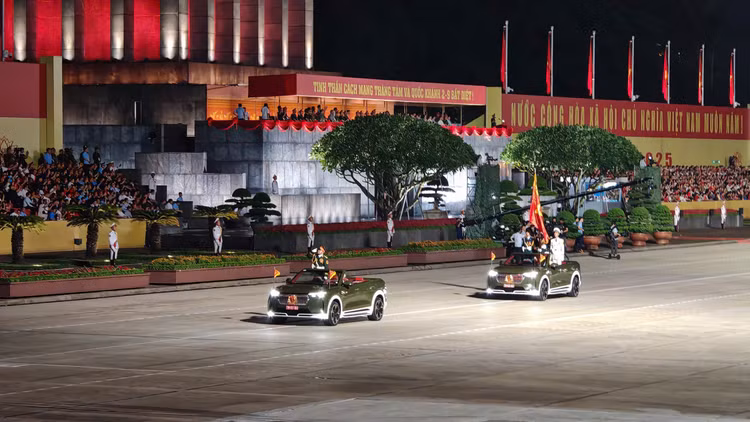 13-8814.jpg