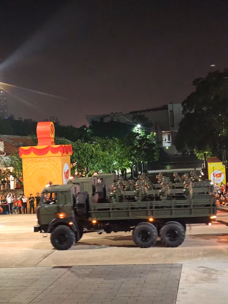 10-6424.jpg