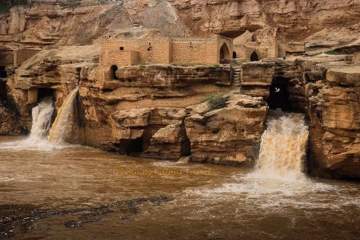 Di sản thế giới UNESCO. Thành cổ Susa được UNESCO công nhận là Di sản thế giới vào năm 2015, nhấn mạnh tầm quan trọng toàn cầu. Ảnh: Pinterest.