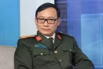 TS Đào Trung Hiếu cảnh báo: 'Làm phẳng' kỷ luật, bạo lực học đường leo thang