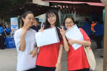 Thí sinh tự tin trước thi Ngữ văn: Không học tủ, chuẩn bị toàn diện