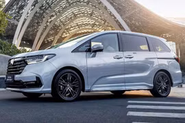 Honda Odyssey 2027 từ 647 triệu đồng tại Trung Quốc, bỏ bản tiêu chuẩn
