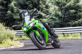 Kawasaki Ninja 650 2027 nâng cấp phuộc, phanh mới - chờ về Việt Nam