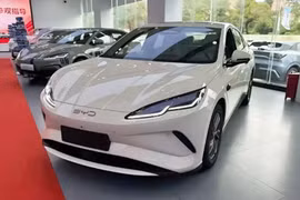  BYD Seal 06 2027 - sedan giá rẻ đổ đầy bình chạy tới 2.370 km