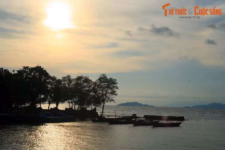 Thăm ba địa danh thắng nức tiếng trời Nam ở Hà Tiên Tham ba dia danh thang nuc tieng troi Nam o Ha Tien