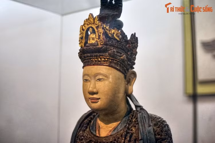 Dung nhan dep nhu tien nhu Phat cua vi hoang hau nha Le-Hinh-6