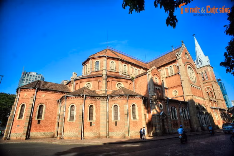 Top 10 địa điểm phải ghé thăm ở phường Sài Gòn, TP HCM - Hình 5 Top 10 dia diem phai ghe tham o phuong Sai Gon, TP HCM-Hinh-5
