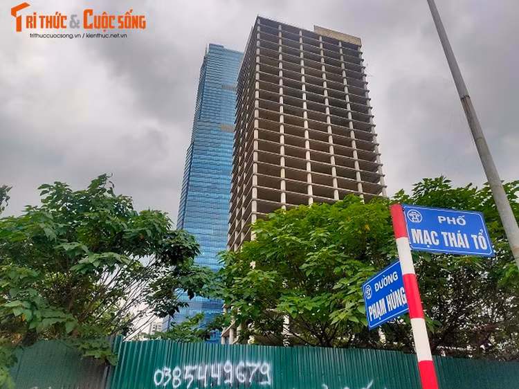 Bỏ hoang tòa tháp "đất vàng" nghìn tỷ, Vicem làm ăn ra sao? Bo hoang toa thap