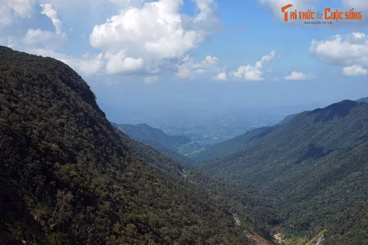 Chinh phuc con deo “moi toanh”, ngoan muc nhat tinh Khanh Hoa-Hinh-7