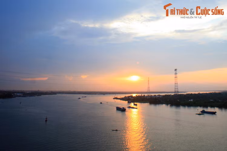 Lặng ngắm vẻ đẹp các dòng sông trên ba miền đất nước - Hình 14 Lang ngam ve dep cac dong song tren ba mien dat nuoc-Hinh-14