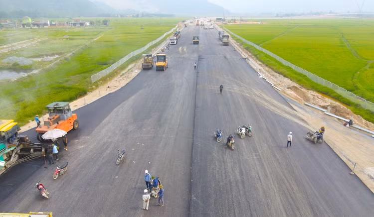 Cần lưu ý gì khi lưu thông trên cao tốc Diễn Châu - Bãi Vọt? - Hình 2 Can luu y gi khi luu thong tren cao toc Dien Chau - Bai Vot?-Hinh-2