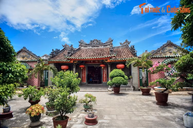 Top 15 điểm tham quan tuyệt nhất khi ghé thăm phố cổ Hội An - Hình 8 Top 15 diem tham quan tuyet nhat khi ghe tham pho co Hoi An-Hinh-8