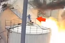 Công nhân thoát nạn trong gang tấc khi bể hóa chất phát nổ