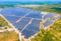 Năm 2025: Thua lỗ lớn trong ngành năng lượng tái tạo Việt Nam