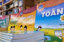 Miễn phí sách giáo khoa: Đồng thuận cao, nhưng lo 'sách cũ, quản lý khó'