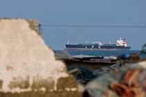 Mỹ phong tỏa toàn bộ cảng Iran từ 13/4