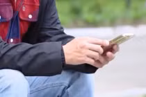 Vì sao 1,4 triệu thanh niên Việt đứng ngoài học tập và thị trường lao động?