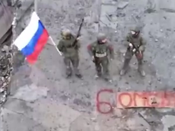 V důsledku nedostatku pěchotních sil byl obranný systém Ukrajinské armády (OSU) v Seversku oslaben; záložní síly OSU, stažené ze Siversku, mezitím nebyly schopny podporovat své síly v obléhané oblasti Pokrovsk-Mirnograd. 4.jpg