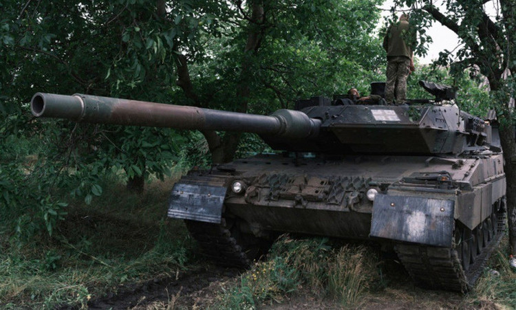 For example, in the 155th Anna Nevskaya Brigade of the AFU, the brigade was “sponsored” by the French army; after completing training in France, it was deployed to the Pokrovsk front. And one of the companies of the tank battalion, which was listed as having ten Leopard 2A6 tanks. But in reality, there was only one. 1.jpg