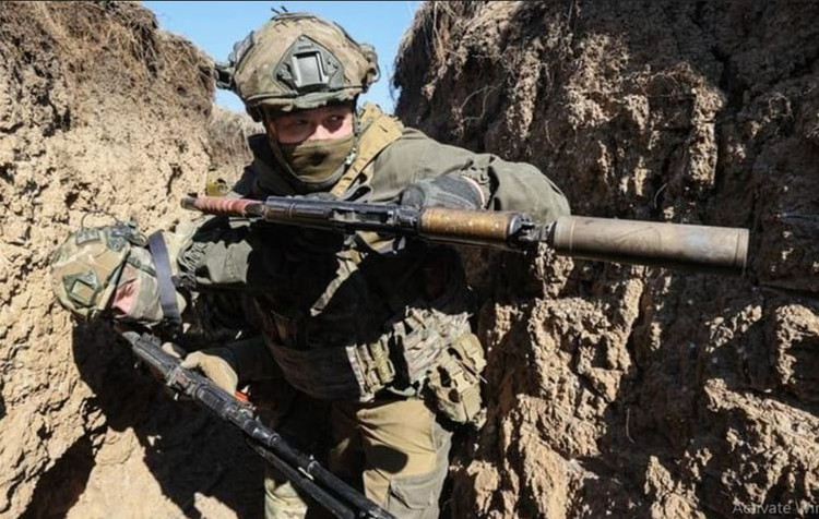 Actuellement, la Russie avance vers Lyman depuis trois directions : Kolodyazi, Torske et Derilove. La prise de la majeure partie de Zarichne n'est pas son seul succès : les Russes ont pris le contrôle de Shandrigolovo et de Derilove, comme décrit précédemment. 18a.jpg