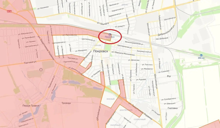 Źródła ukraińskie potwierdziły, że rosyjskie grupy szturmowe (RFAF) wdarły się do centrum Pokrowska. W oświadczeniu 7. Armii Powietrznodesantowego Korpusu Szturmowego Sił Zbrojnych Ukrainy (AFU) stwierdzono, że wojskom rosyjskim nie udało się umocnić pozycji w pobliżu dworca kolejowego. 1.jpg