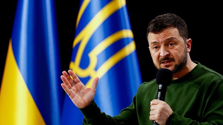 По данным издания Kyiv Independent, 8 октября г-н Зеленский заявил: «Соединённые Штаты могут предоставить Украине нечто, что окажет огромное влияние», и это значительно укрепит позиции Киева на будущих переговорах. Заявление президента Зеленского ясно дало понять, что Киев «полностью доверяет ракете «Томагавк»». 2-7973.jpg
