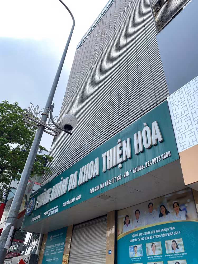 Phòng khám đa khoa Thiện Hòa (73 Trần Duy Hưng - Cầu Giấy - Hà Nội) vừa bị Thanh tra Sở Y tế xử phạt. Ảnh: T.Huy