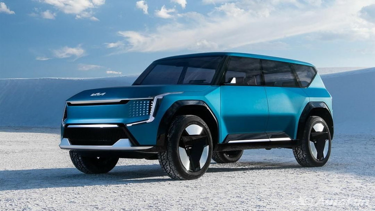 Được giới thiệu tại Triển lãm Los Angeles Auto Show 2021, Kia EV9 được dự kiến bán ra trong năm 2023. Điểm nổi bật trên mẫu xe này nằm ở thiết kế hiện đại, pin mặt trời tích hợp trên nắp capo và nội thất làm bằng vật liệu thân thiện môi trường. Ảnh: Wired