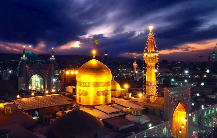 Sau thủ đô Tehran, đây là thành phố lớn thứ hai và là điểm đến du lịch nổi tiếng nhờ vô số các điểm tham quan lịch sử và tôn giáo.Những người theo đạo Hồi đến đây để bày tỏ sự sùng bái tại Nhà thờ Hồi giáo Goharshad. Trong khi người yêu nghệ thuật đến để chiêm ngưỡng kiến trúc tuyệt đẹp của nó. Ảnh: Irancultur Sau thủ đô Tehran, đây là thành phố lớn thứ hai và là điểm đến du lịch nổi tiếng nhờ vô số các điểm tham quan lịch sử và tôn giáo.Những người theo đạo Hồi đến đây để bày tỏ sự sùng bái tại Nhà thờ Hồi giáo Goharshad. Trong khi người yêu nghệ thuật đến để chiêm ngưỡng kiến trúc tuyệt đẹp của nó. Ảnh: Irancultur