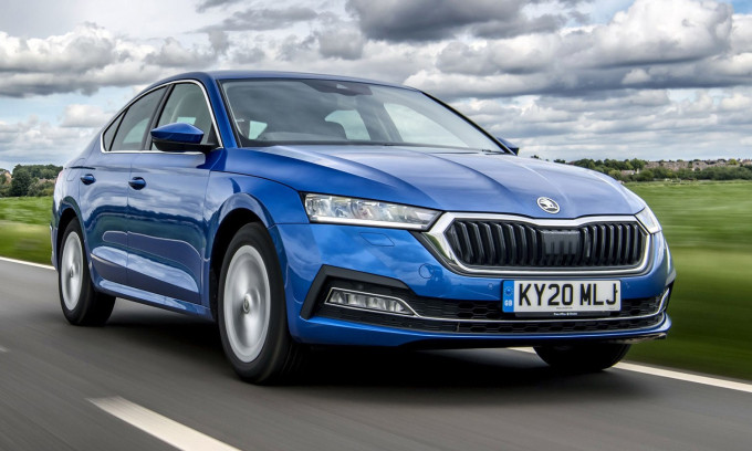 Octavia - xe nhỏ hạng C.