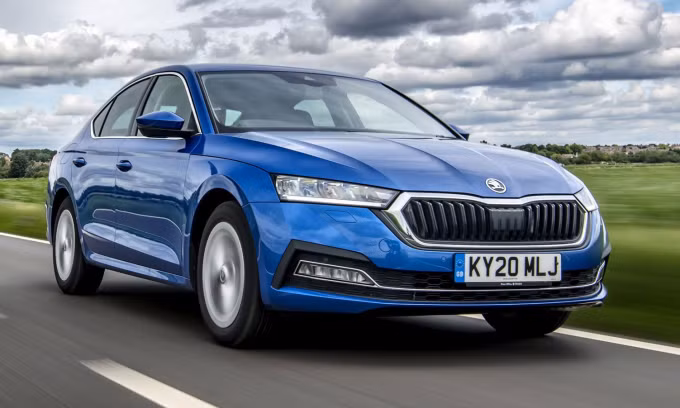 Octavia - xe nhỏ hạng C.