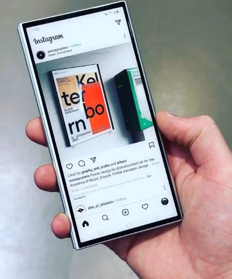 Màn hình ngoài của Galaxy Z Fold6 được thay đổi kích cỡ và tỷ lệ, thay vì dạng dọc như phiên bản hiện tại (Ảnh: ASBYT).