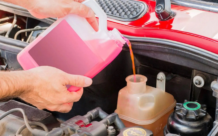 6 loại chất lỏng trên ôtô cần thay thế định kỳ ảnh 2