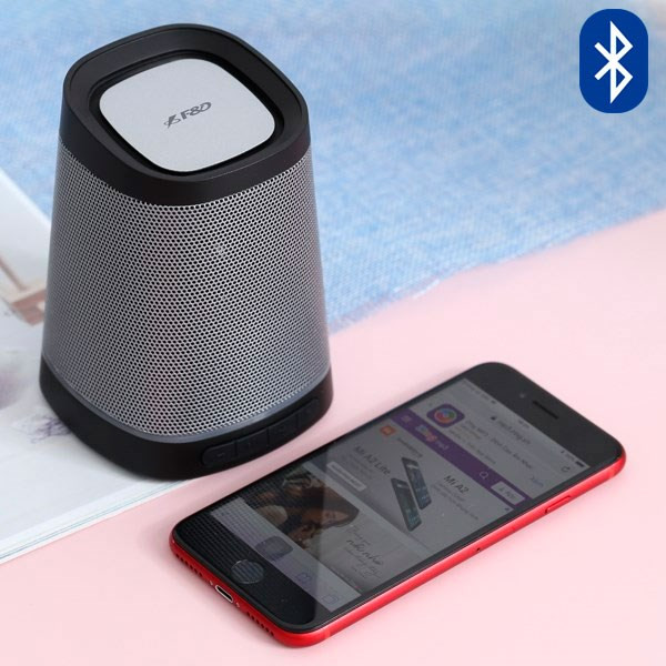 Loa Bluetooth Fenda W7 có giá 290.000 đồng.