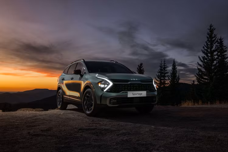 Nhiều mẫu ôtô "đình đám" đang giảm giá cả trăm triệu đồng ảnh 3 Nhiều mẫu ôtô "đình đám" đang giảm giá cả trăm triệu đồng ảnh 3