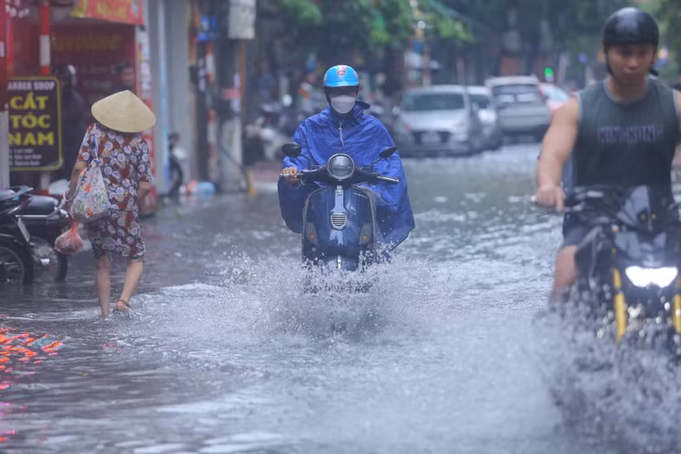 Các phương tiện di chuyển khó khăn.