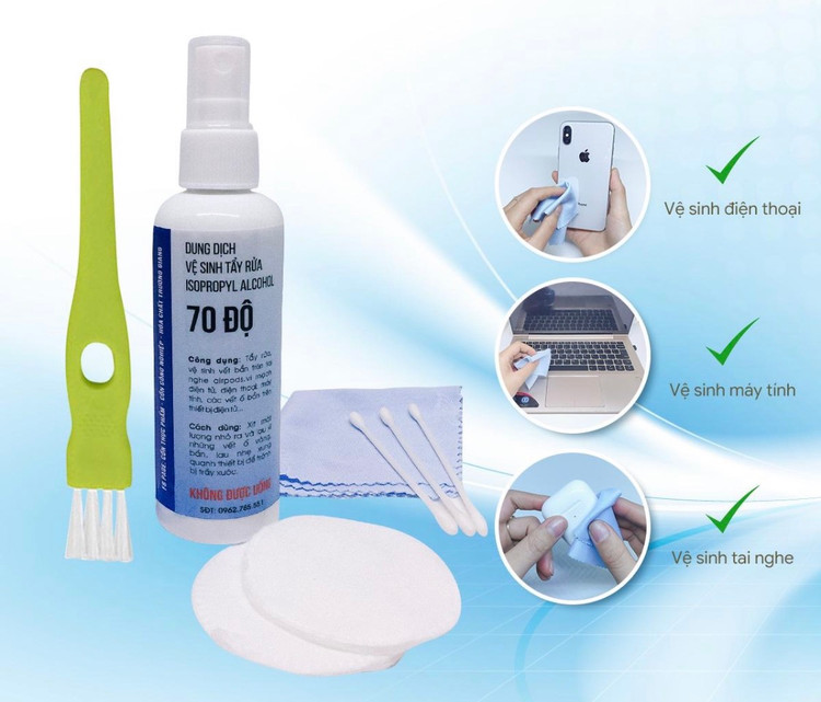 Người dùng có thể sử dụng một số bộ vệ sinh chuyên dụng bán sẵn trên thị trường để làm sạch bụi bẩn trên máy tính.