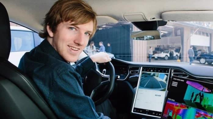 Kevin David Lehmann 20 tuổi, quốc tịch Đức, giá trị ròng: 2,3 tỷ USD. Kevin David Lehmann được thừa hưởng 50% cổ phần của chuỗi nhà thuốc nổi tiếng nước Đức dm-drogerie markt. Hiện tại, cả Kevin David Lehmann và gia đình đều không tham gia vào hoạt động điều hành trong công ty có doanh thu trị giá 14 tỷ USD. Ảnh: Business Insider