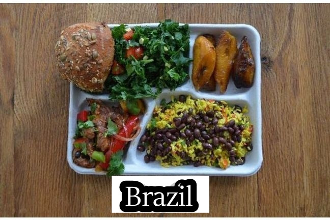 Chỉ một số ít các trường đại học ở Brazil có quy chế ăn trưa. Thức ăn của sinh viên sẽ nằm trong chương trình liên kết của nông dân địa phương với trường học, bao gồm đậu, cơm, một số loại thịt và trái cây. Ảnh: Doctissimo.