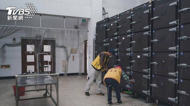 Hình phạt “độc nhất vô nhị” đối với những tài xế say xỉn (Ảnh: TVBS).