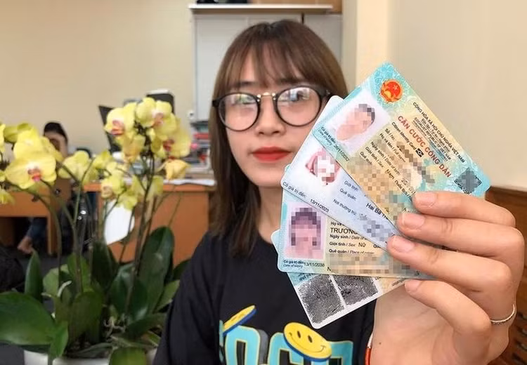 Công an khuyến cáo người dân không đăng tải, chia sẻ hình ảnh CCCD trên mạng xã hội; không cho người khác mượn CCCD nếu không có mục đích chính đáng. Ảnh minh họa: TP