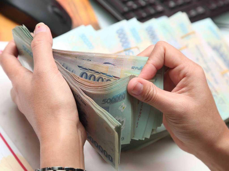 Tiền thưởng dịp 30/4 và 1/5 năm nay là bao nhiêu - Ảnh minh họa