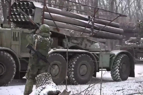 Chiếm Novyi Donbas, quân Nga áp sát thị trấn Dobropolye 4km