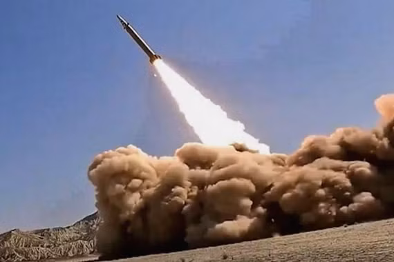 Do đó, hai bên chắc chắn sẽ tiếp tục đụng độ xung quanh căn cứ này. Việc Mỹ chịu tổn thất nặng nề và buộc phải rút lui về Jordan, làm giảm hiệu quả các cuộc không kích, hay việc Mỹ dần dần ổn định vị thế, hiện hoàn toàn phụ thuộc vào hiệu quả của tên lửa đạn đạo và UAV tấn công của Iran trong những ngày tới.