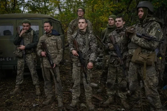 Chiến thuật của quân đội Nga ở Pokrovsk khác hoàn toàn Bakhmut