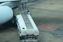 Cục Hàng không đề xuất phụ thu nhiên liệu bay nội địa từ tháng 4/2026