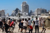 Israel san phẳng tòa tháp ở Gaza, tuyên bố "cổng địa ngục" đang mở