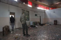 Lực lượng Nga bắt đầu rút quân khỏi căn cứ ở Đông Bắc Syria