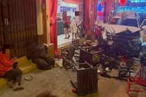 Tài xế say rượu vượt đèn đỏ gây tai nạn, 12 người bị thương