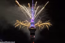 Pháo hoa rực sáng trên bầu trời New Zealand đón năm mới 2026
